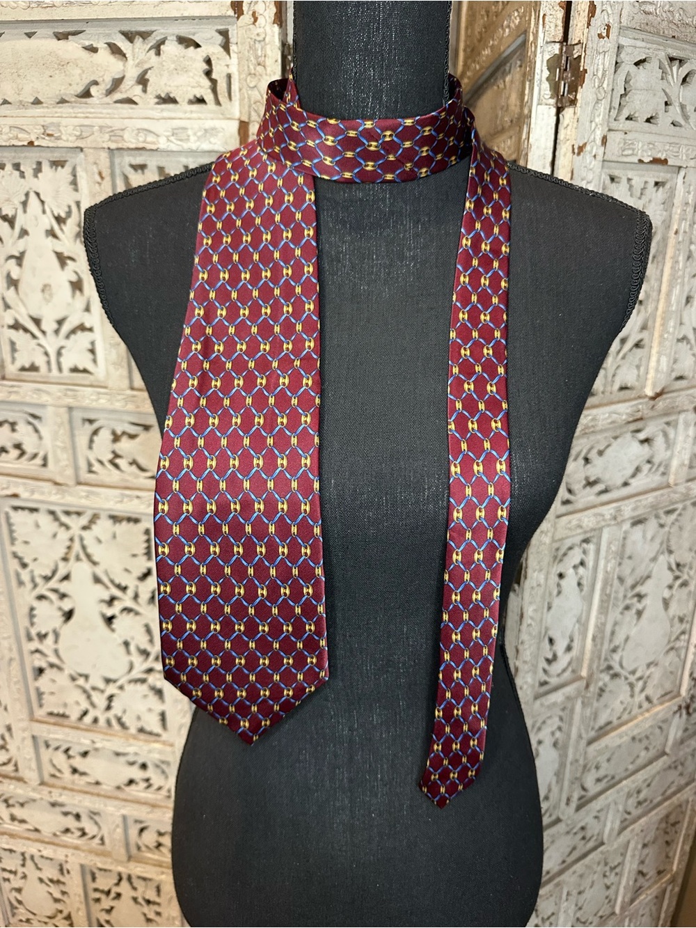 Vintage Men's Burgundy Geometric Silk Tie